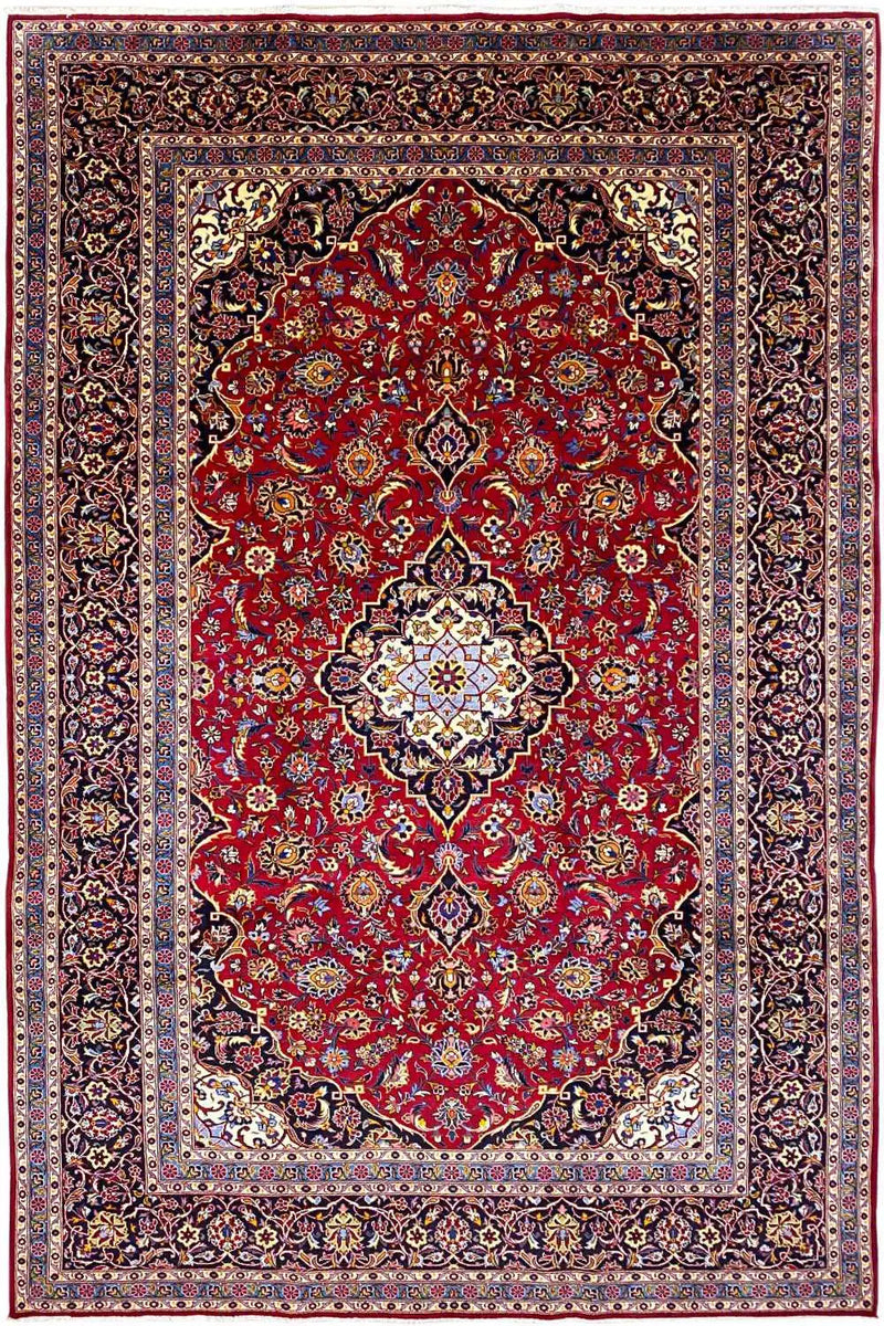 A beautiful Keshan rug representing floral strings along with a medallion in the center in Rhombus design.