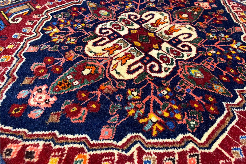 Poshti - Qashqai (64x60cm) - German Carpet Shop