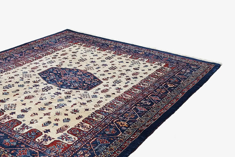 Qashqai - Klassisch (185x140cm) - German Carpet Shop
