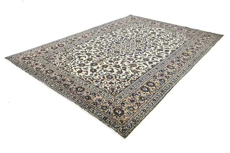 Keshan - Beige (364x258cm) - German Carpet Shop